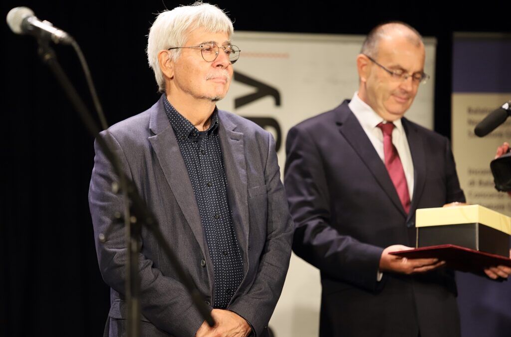 Költők és fák – Orosz István nyerte a 34. Quasimodo Költőversenyt